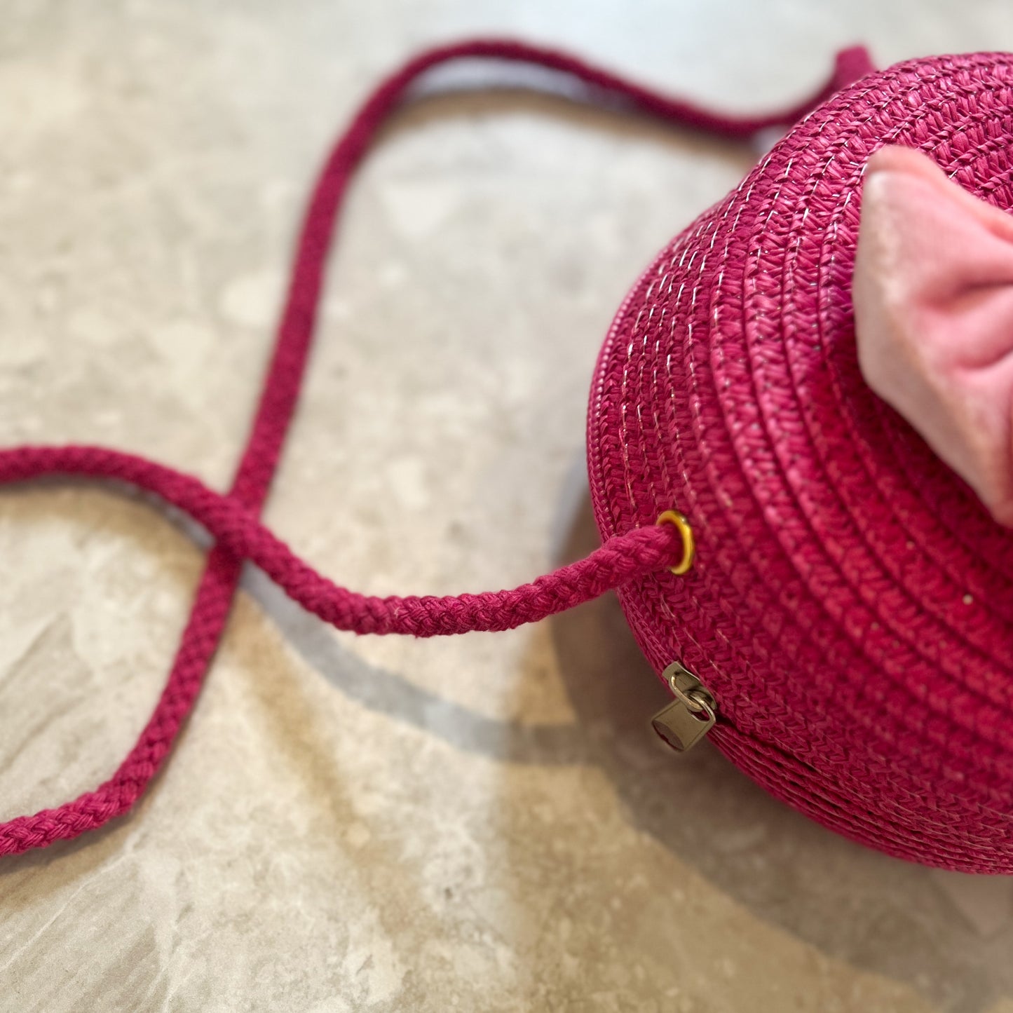 Lush Bow Berry Bag