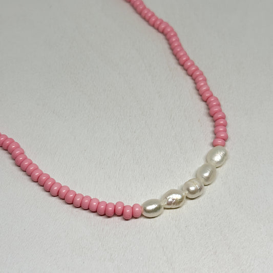 On the Line Necklace - Pink